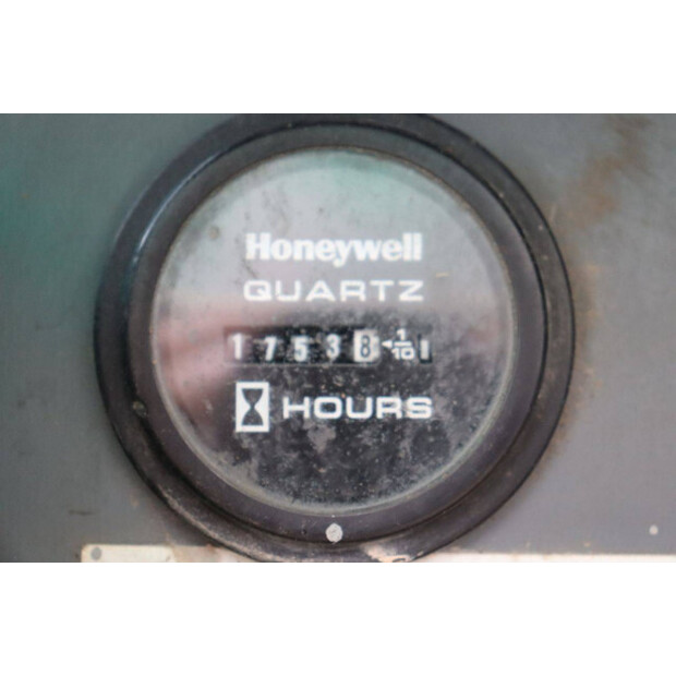 2015 SkyJack SJ6832RT-44311587