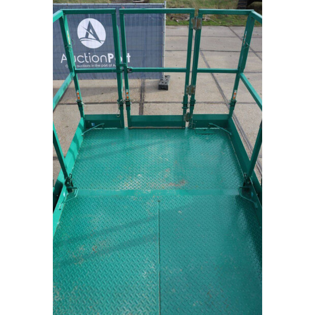 2015 SkyJack SJ6832RT-44311593