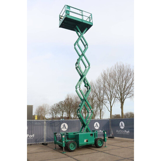 2015 SkyJack SJ6832RT-44311596