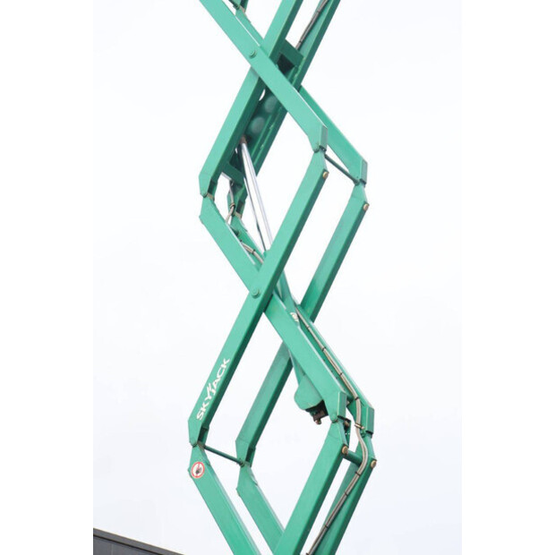 2015 SkyJack SJ6832RT-44311599