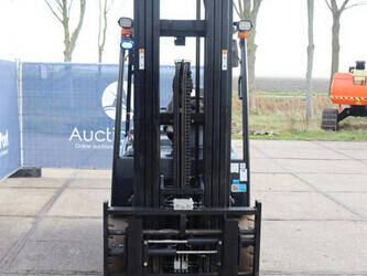 2021-doosan-b35x-7-44311610