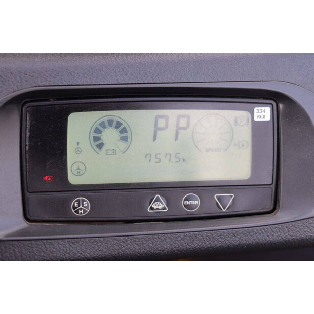 2021 دووسان B35X-7-44311629