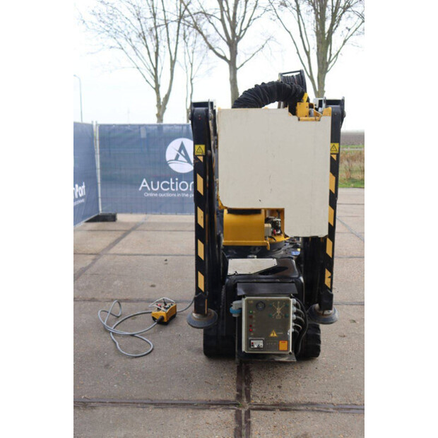 2010 EasyLift R190-44311643