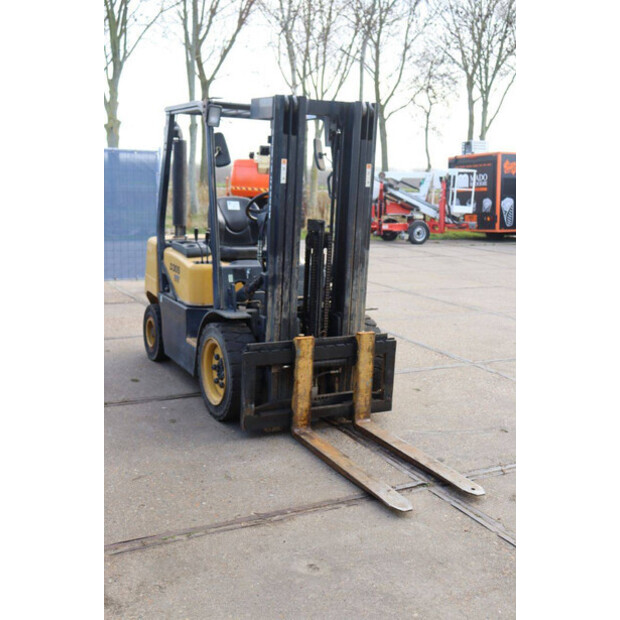 2006 Doosan D30S-3-44311680