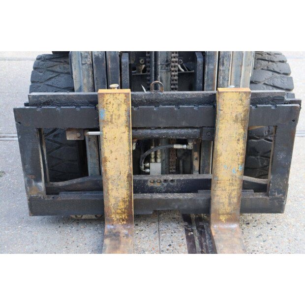 2006 Doosan D30S-3-44311685