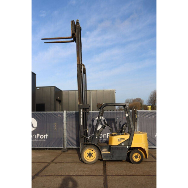 2006 Doosan D30S-3-44311702