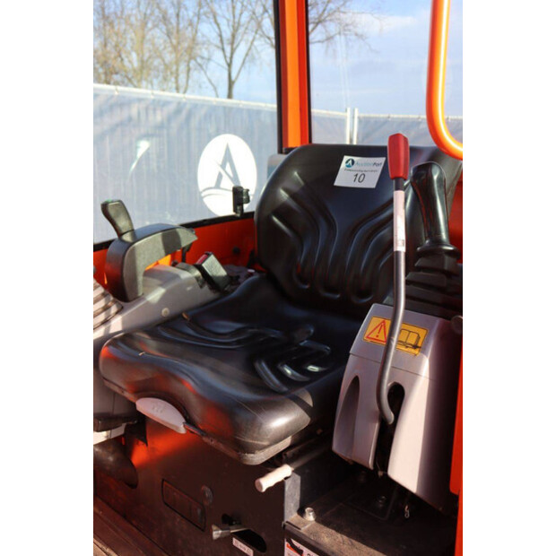 2017 KUBOTA KX016-4-44311813