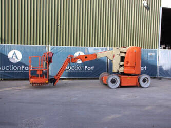 Image for MATERIAL HANDLING 2006 JLG E300AJP