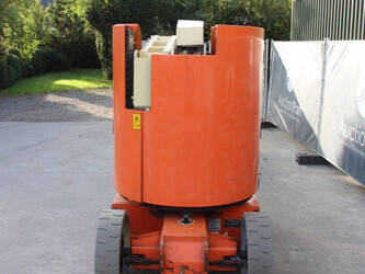 2006-jlg-e300ajp-1394830-44311830