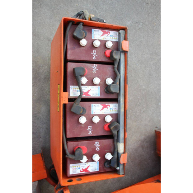 2006 جيه ال جي E300AJP-44311842