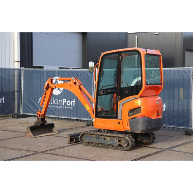 2017 كوبوتا KX016-4-44311854