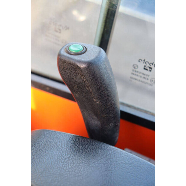 2017 كوبوتا KX016-4-44311882