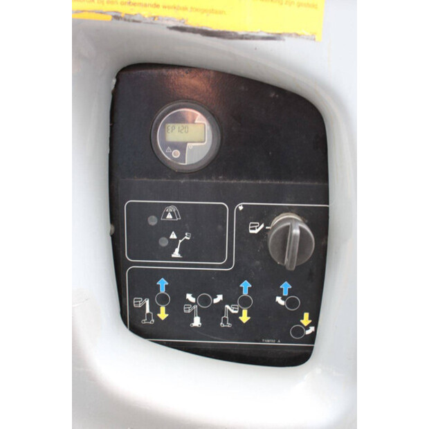 2016 Genie GR-26J-44311909