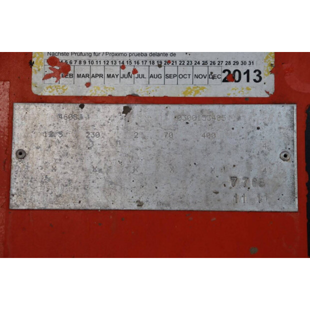 2011 جيه ال جي 460SJ-44311937