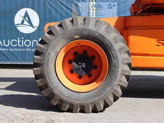 2014-skyjack-sj-66t-1394834-44311953