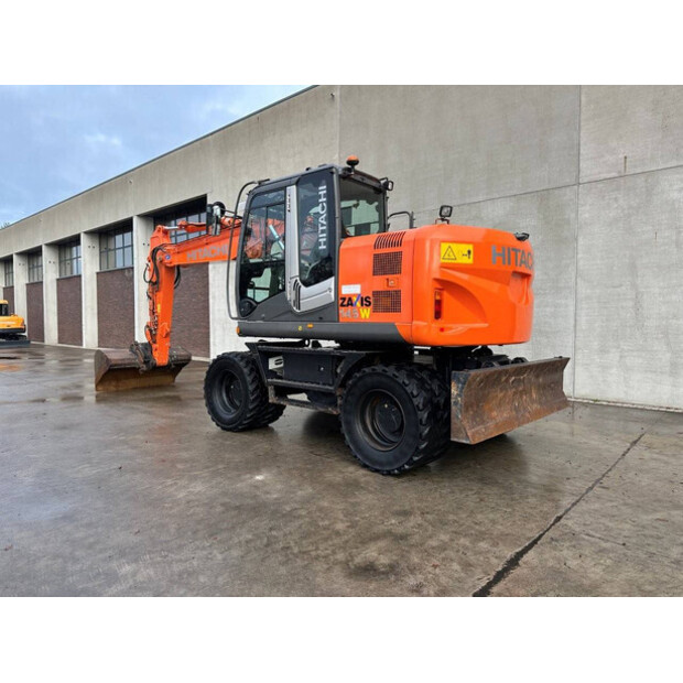 2012 هيتاشى ZX145W-3-44312388