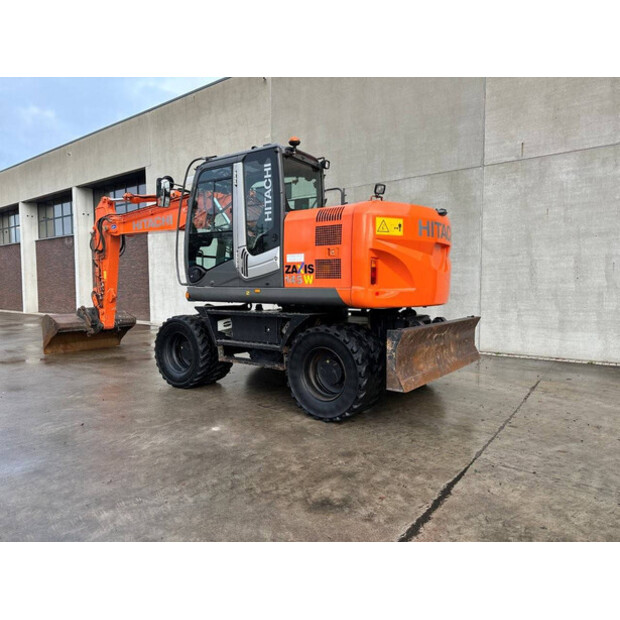 2012 هيتاشى ZX145W-3-44312389