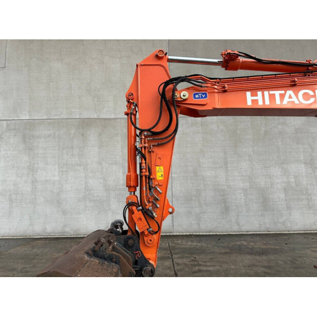 2012 هيتاشى ZX145W-3-44312394