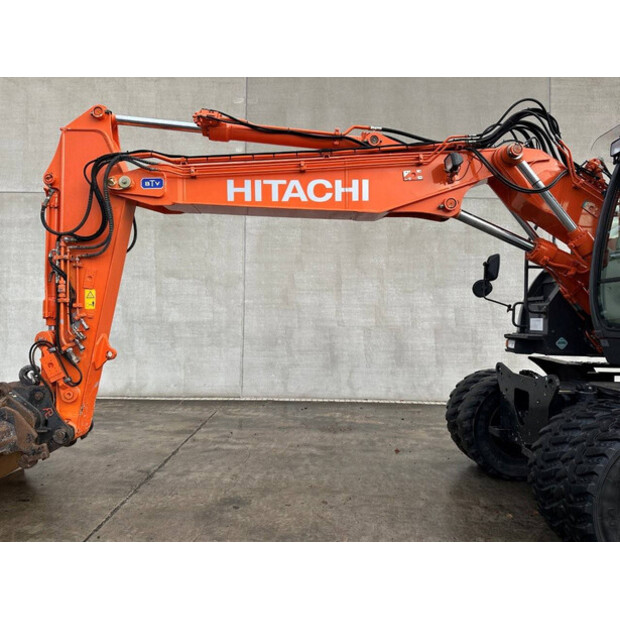 2012 هيتاشى ZX145W-3-44312396