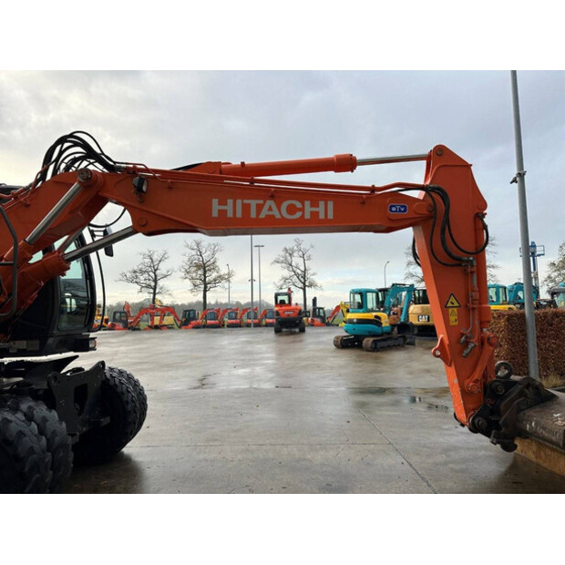 2012 هيتاشى ZX145W-3-44312397