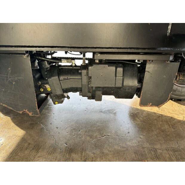 2012 هيتاشى ZX145W-3-44312416