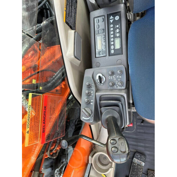 2012 هيتاشى ZX145W-3-44312425