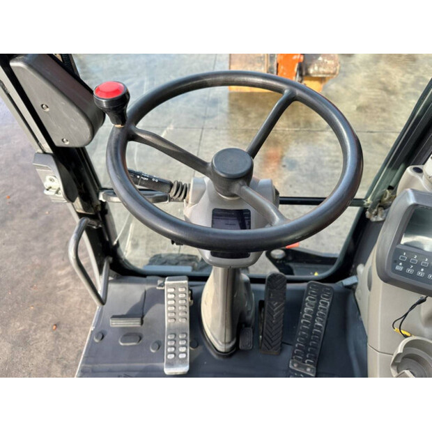 2012 هيتاشى ZX145W-3-44312428