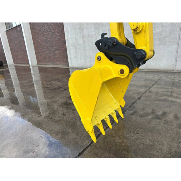 2015 Neuson 8003-44312437