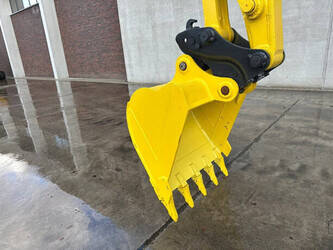 2015-neuson-8003-1394847-44312437