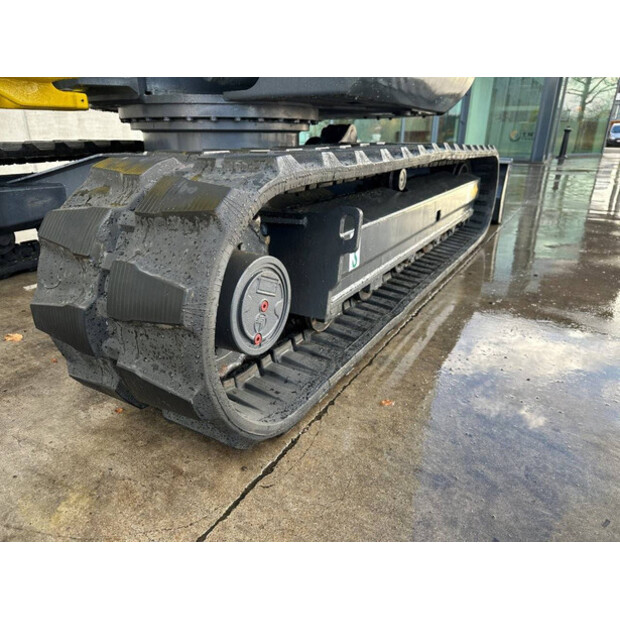 2015 Neuson 8003-44312449