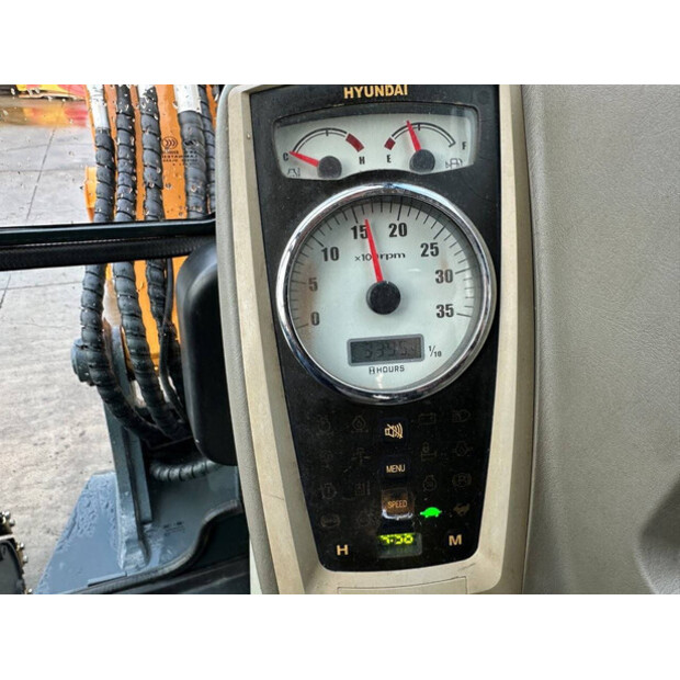 2017 هيونداي R60VS-44312578