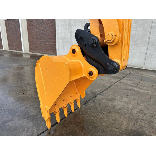 2017 هيونداي R60VS-44312584