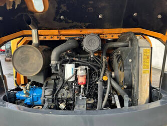 2017-hyundai-r60vs-1394851-44312601