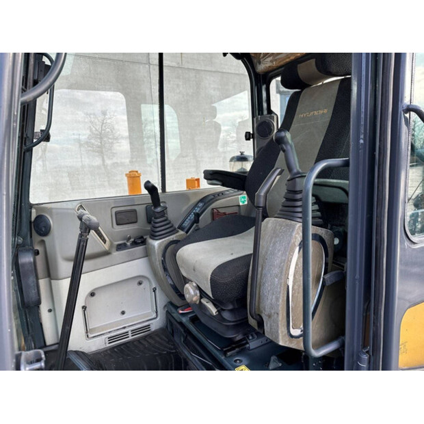 2017 هيونداي R60VS-44312607