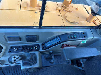 2017-hyundai-r60vs-1394851-44312610