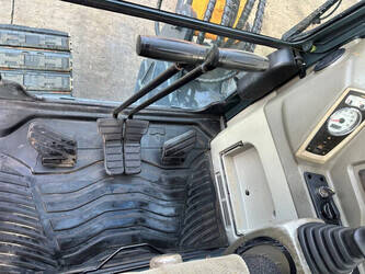 2017-hyundai-r60vs-1394851-44312612