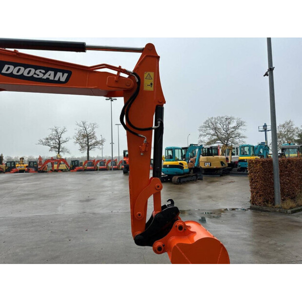 2018 Doosan DX55-9C-44312625