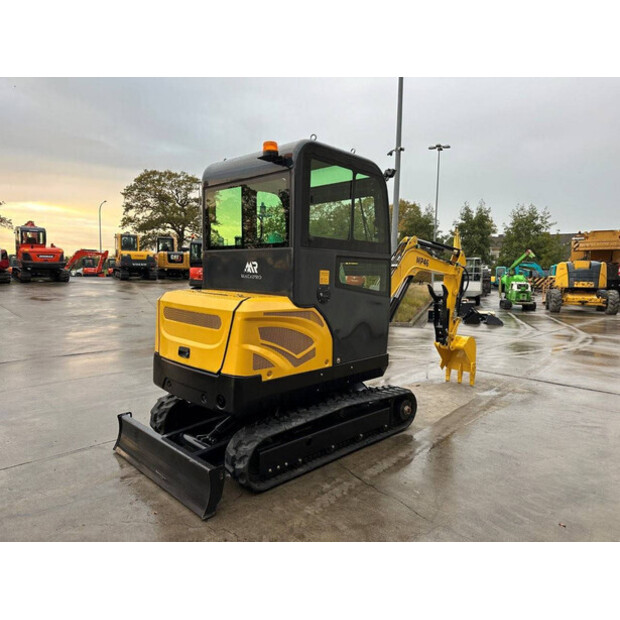 2025 ماك برو MP46-44312757