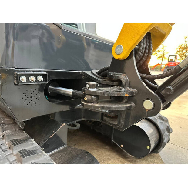 2025 ماك برو MP46-44312770