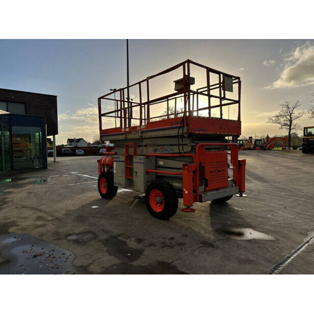 2009 SkyJack SJ-8841-44312792