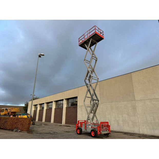 2009 SkyJack SJ-8841-44312815