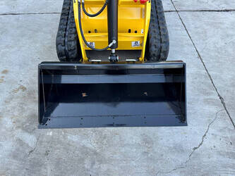 2025-machpro-mp-s300-1394859-44312854