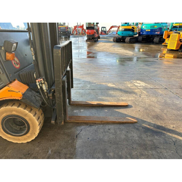 2000 Still R70-25T-44312888