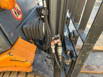 2000-still-r70-25t-44312891