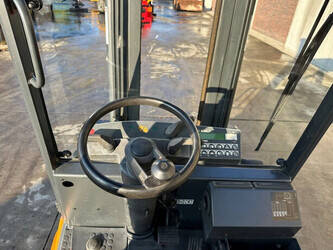 2000-still-r70-25t-44312897