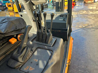 2000-still-r70-25t-44312903