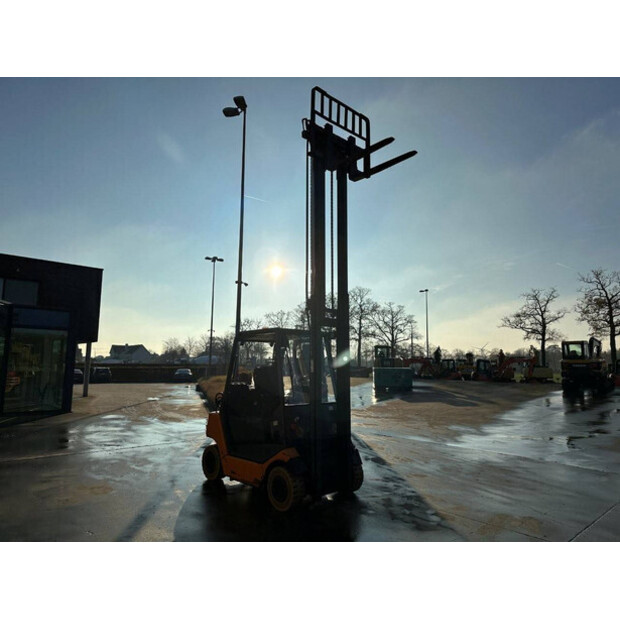 2000 Still R70-25T-44312910