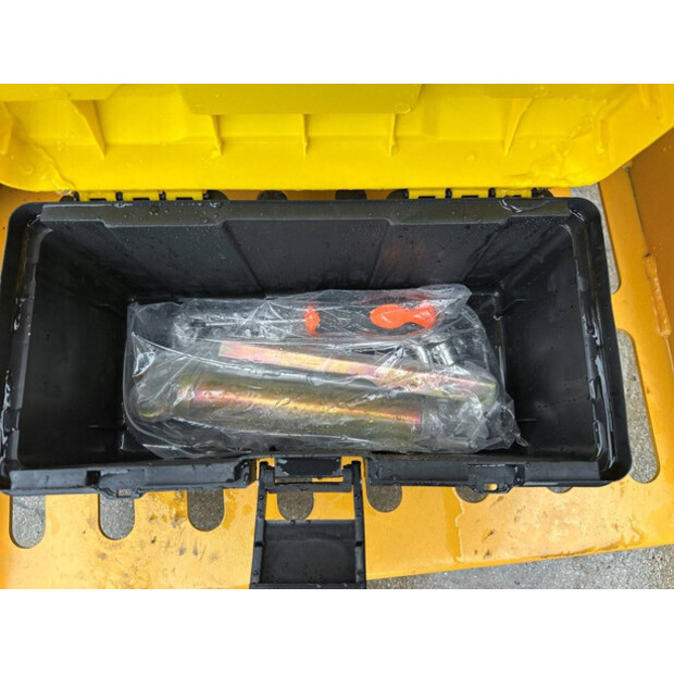 2025 آي آر IRL30-44312956