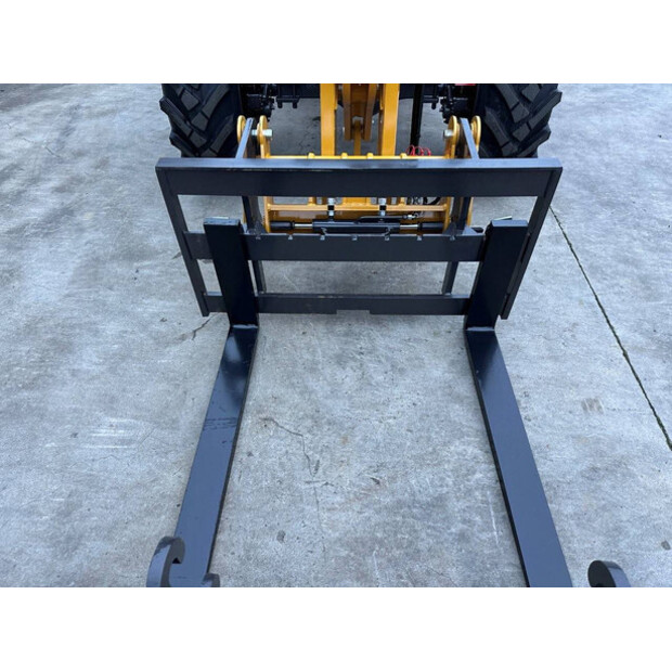 2025 Wolf WL825T-44313055