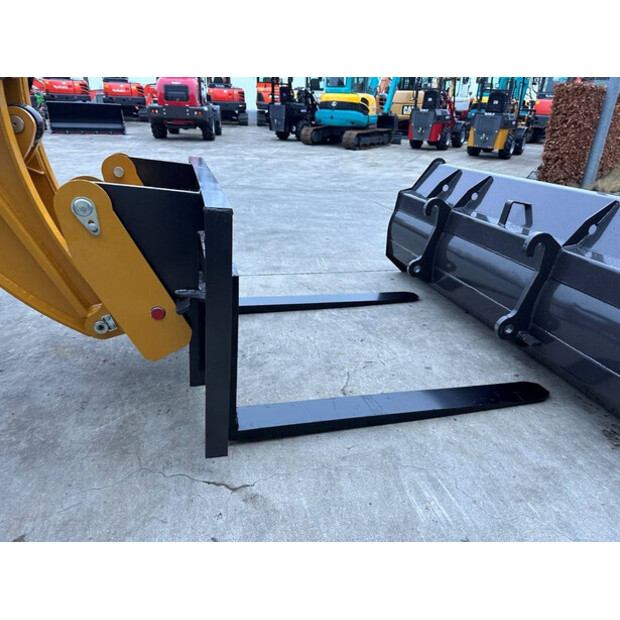 2025 Wolf WL825T-44313056